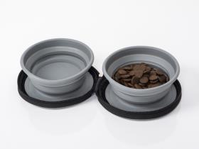 Hundskål LUCY med 2 hopfällbara silikonskålar